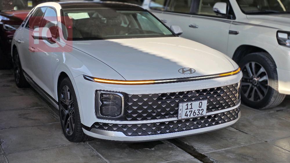 هيونداي أزيرا